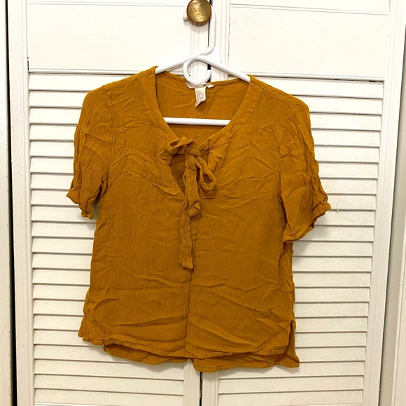 H&M Tops Vintage Hm Short Sleeves Mustards Yellow Shirt Poshmark